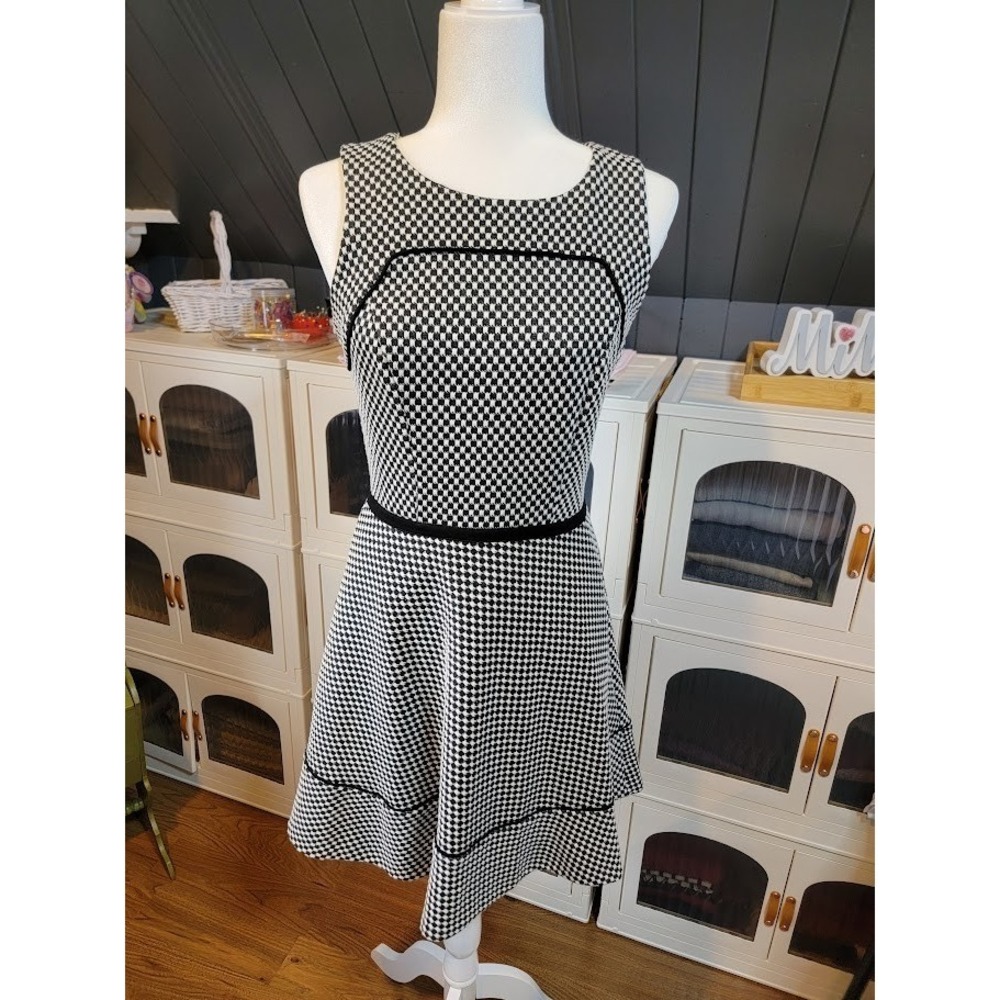 VTG Women's Oleg Cassini Fully Lines Houndstooth Print Dress - Size 4